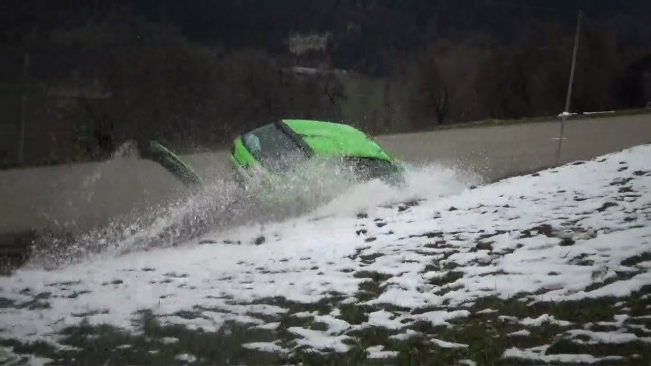 rallye du pays faverges crash limite show - YouTube