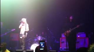 the pretty reckless - you (live acoustic 12-11-11) chords