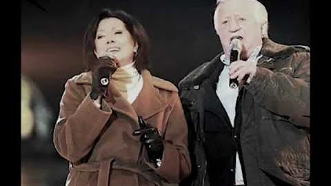 Žádná květina nemá tak velkou symboliku jako růže?