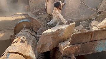 “Crushing Huge Stones | Crusher Mouth Jam & Hopper Jam Fix | RockCrushing 126