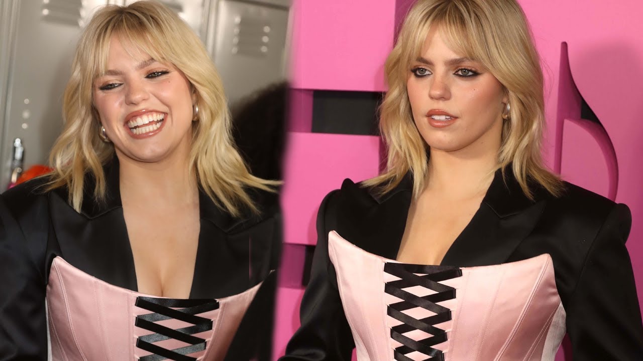 Renee Rapp at the 'Mean Girls' New York Premiere - YouTube