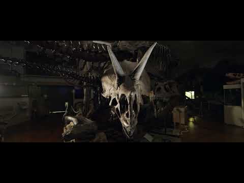 Dinosaurs Trailer ita 90