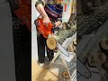 Slicing Through Wood: How Electric Saws Combine Power and Precision