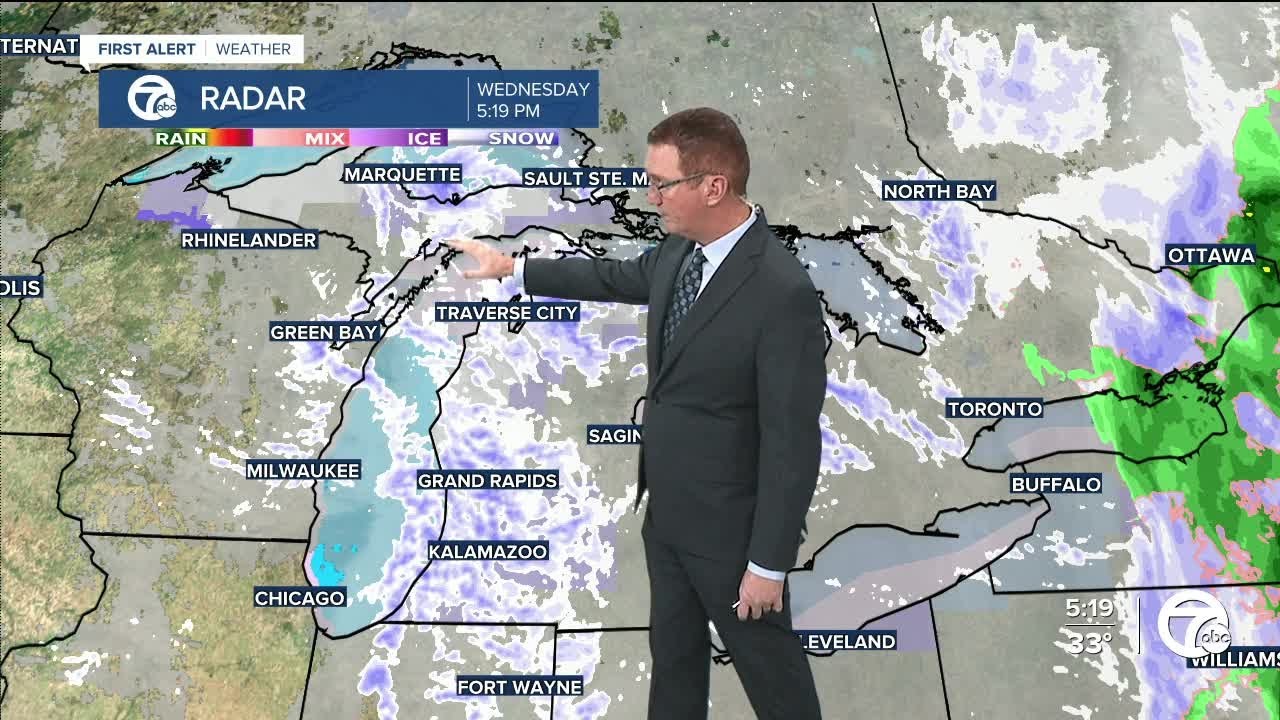 Snow squall possible this evening - YouTube