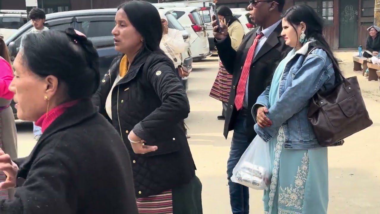 ལྷག་དཀར་ཉིན་རྡོ་རྗེ་གླིང་བོད་མིའི་བཟོ་གྲྭ་གྷེ་ར་མི་གཟེངས་རྟགས་ཐོབ་པའི་རྟེན་འབྲེལ།