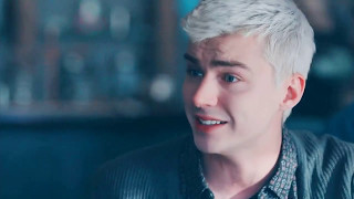 Alex Standall | Paralyzed (13 reasons why)