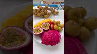 Tropical market breakfast 🥭