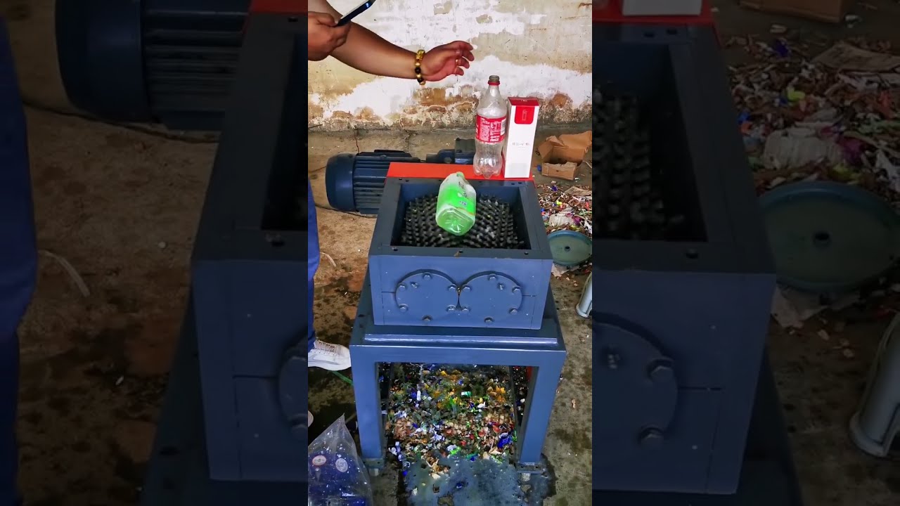 Small Shredder Machine For Waste Plastic Metal Rubber Woven Bags Wood Tyre