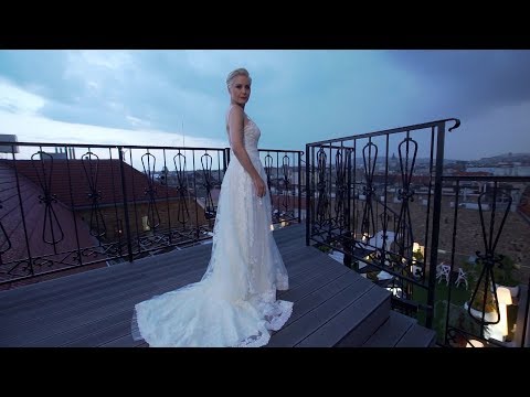 Videó: Hogyan Válasszunk Esküvői évet