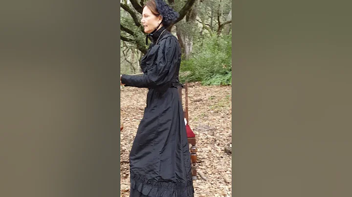 Julia Burckmyer Presley played by Lee Anne Wentz