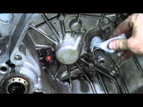 Throw Out Bearing And Clutch Fork Lubricate