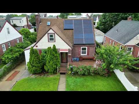 1078 Hancock Avenue, Franklin Square, NY home video tour