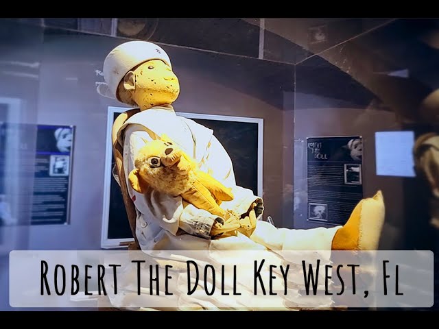 Boneco Robert #RobertTheDoll #HauntedDoll #CreepyDoll