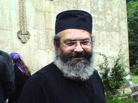 Mama Davit Qvlividze - რატომ ვცემთ ჯვარს თაყვანს