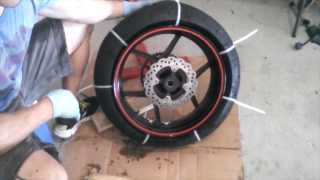 Motorcycle Tire Removal from Rim  Zip Tie Method 2007 ZX6R  HOW TO / TUTORIAL