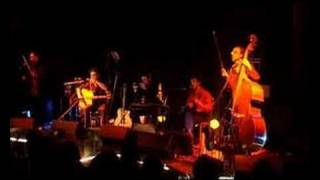 Betty Boop: Opa-tsupa concert Carré bleu 2006 chords