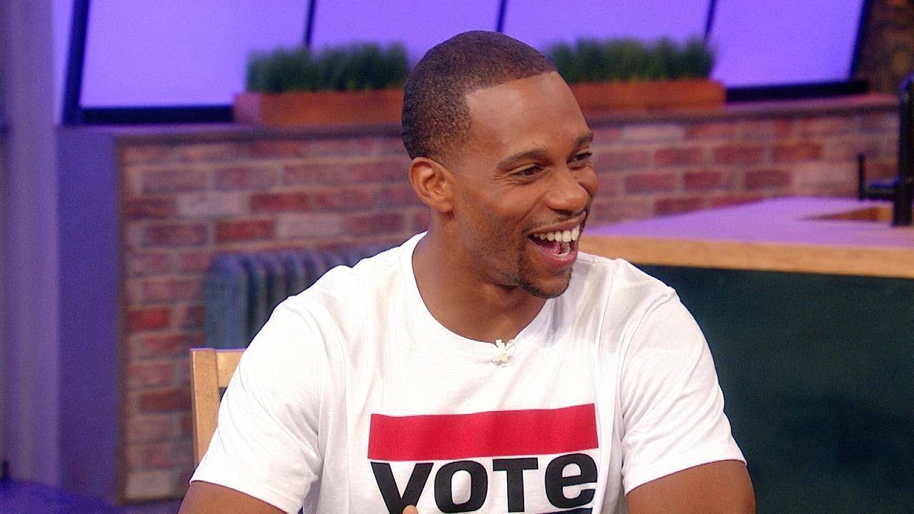 This On-Screen Flub Proves Ex-Giant Victor Cruz Still Thinks He