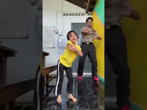 Video: Wikipedia di Saku Anda: 12 Langkah (dengan Gambar) Video: Wikipedia di Saku Anda: 12 Langkah (dengan Gambar)
