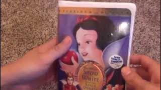 Snow White and the Seven Dwarfs Platinum Edition Disney VHS Tape Unboxing Grumpy Sneezy Dopey