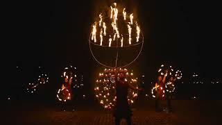 Fragmenta : un projet de scénographie enflammée mêlant décors et spectacles pyrotechniques