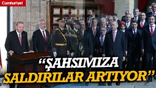 Akpli Hurbaşkanı Erdoğan Anıtkabirde Özel Deftere Yazdı Şahsımıza Saldırılar Artıyor