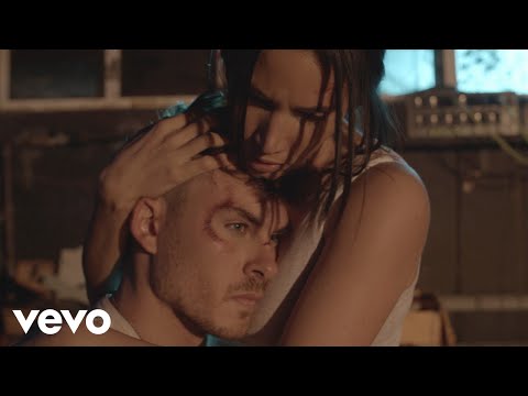 India Martinez, Dvicio - No Me Basta