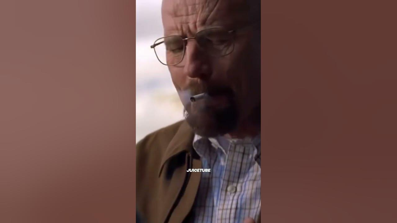 WALTER WHITE SMOKING IT UP! | BREAKING BAD #shorts #netflix #amc #tv #walterwhite #series