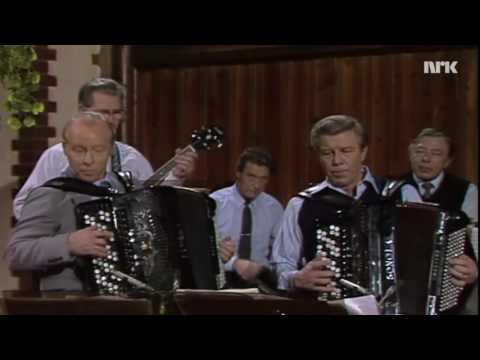 Arnstein Johansen &