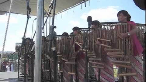 Bohemian Rhapsody - ANGKLUNG