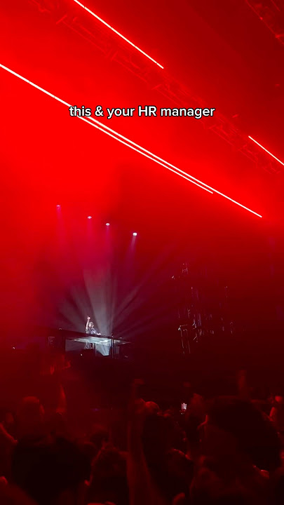 got a shoulder ride from my HR manager ;) #rave #illenium #astronomer #sanfransico