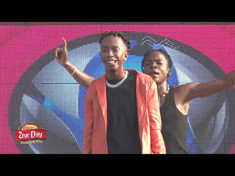 Hili Ni Balaa La Balaa MC Jukwaani Temeke Mwembe Yanga Kwenye Kilele Cha Zege Day 2022