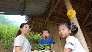 The poor girl made cassava cakes with the orphan boy and planning for tomorrow