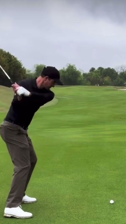 Adam Scott Golf Swing Down The Line Adam Scott Golf Swing down the line, driver off the deck - YouTube