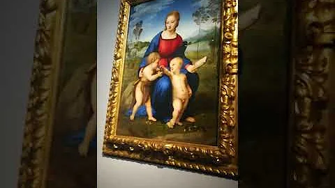 Come Raffaello rappresenta la Madonna?