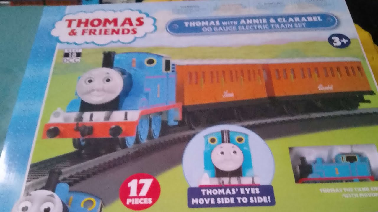 Reviewing and Unboxing The Bachmann Thomas The Tank Engine With Annie And Clarabel OO Gauge Set