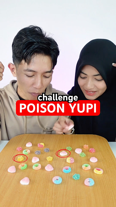 KALI INI COBA PAKE YUPI! 😆 #couple #challenge #funny #games