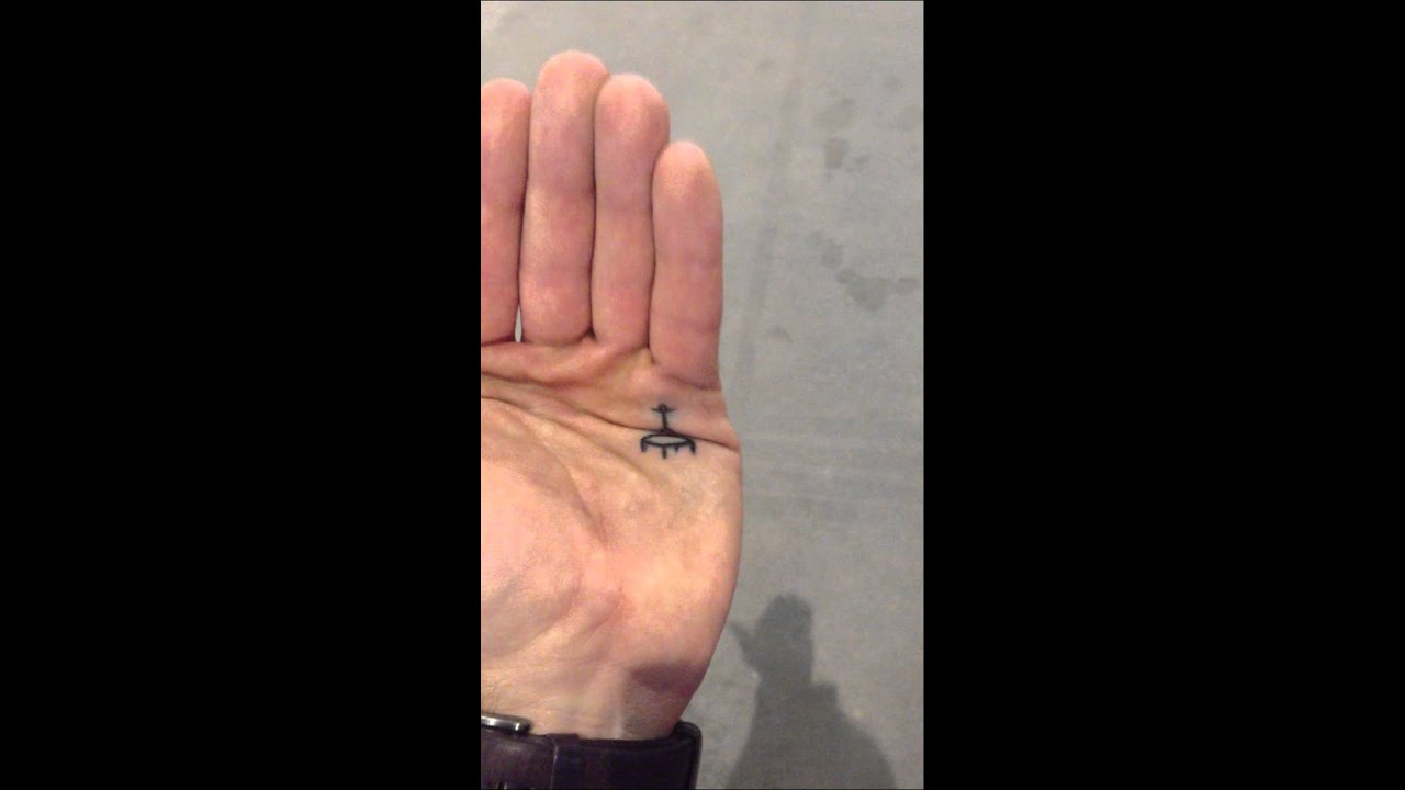 Aggregate 61+ hand tattoo trampoline latest - in.eteachers