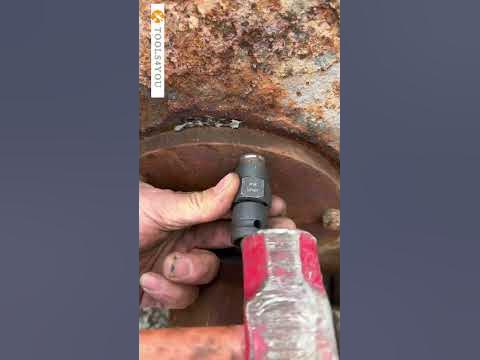 Remove rusted bolt - YouTube