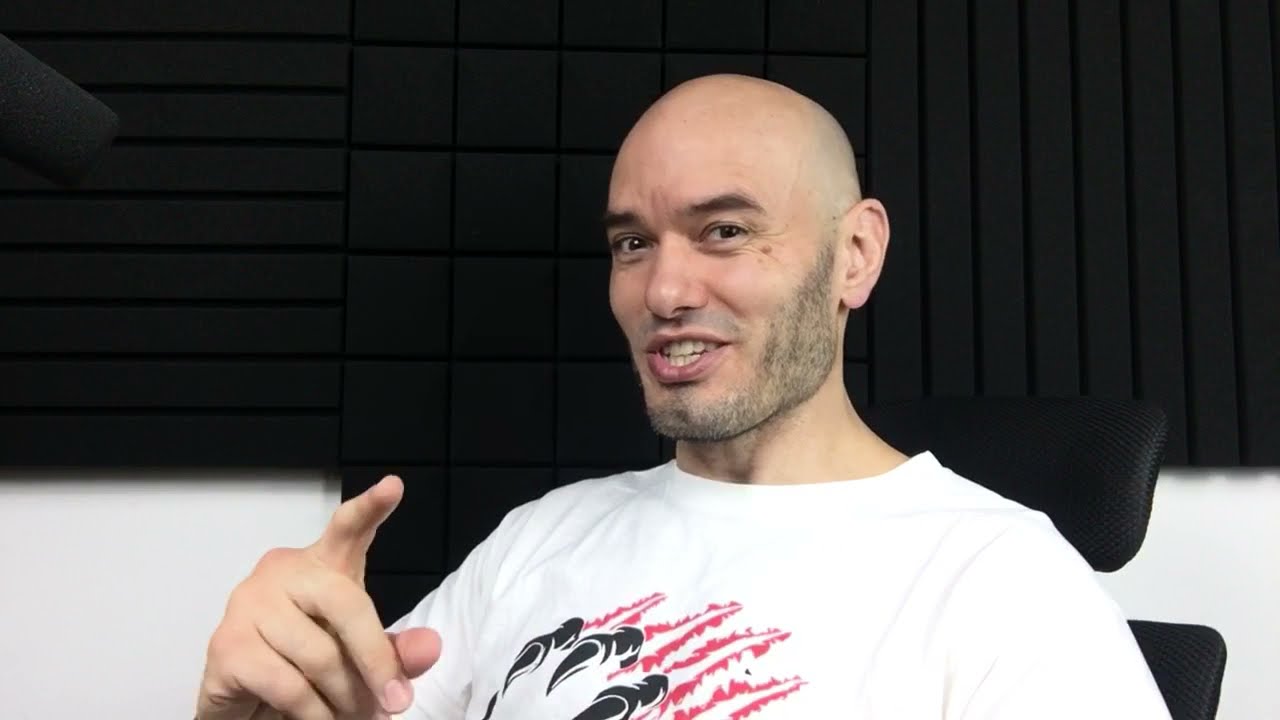 Bald at age 19. Hair is makeup for your scalp.