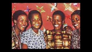 Dark City Sisters : Mokupi