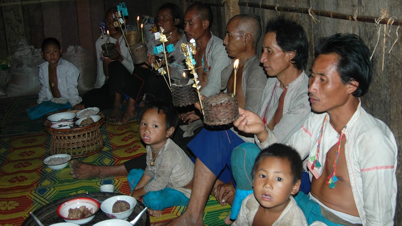 Lahu Shi Priests Chant - Spirit House
