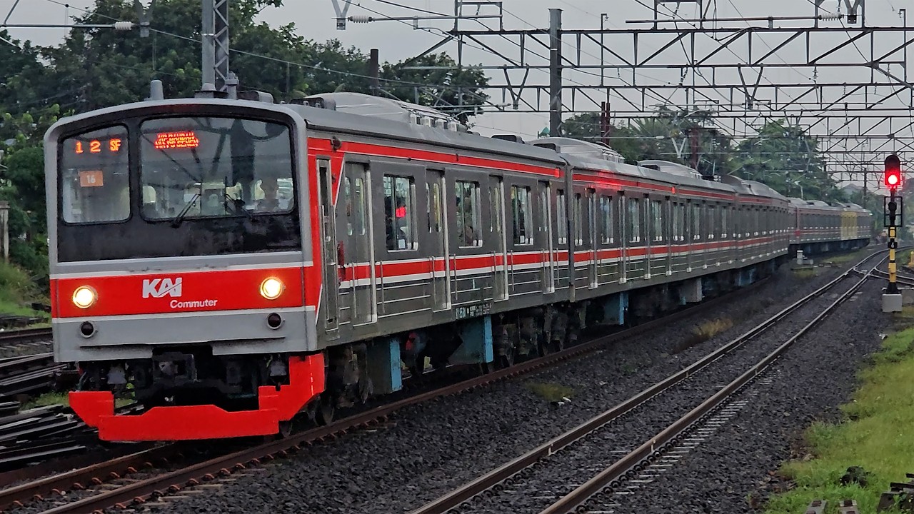[4K] Stasiun Tambun: Kompilasi Kereta JR 205, TM 6000, CLI-125, CC 201 | KRL Commuter Line (1/6)