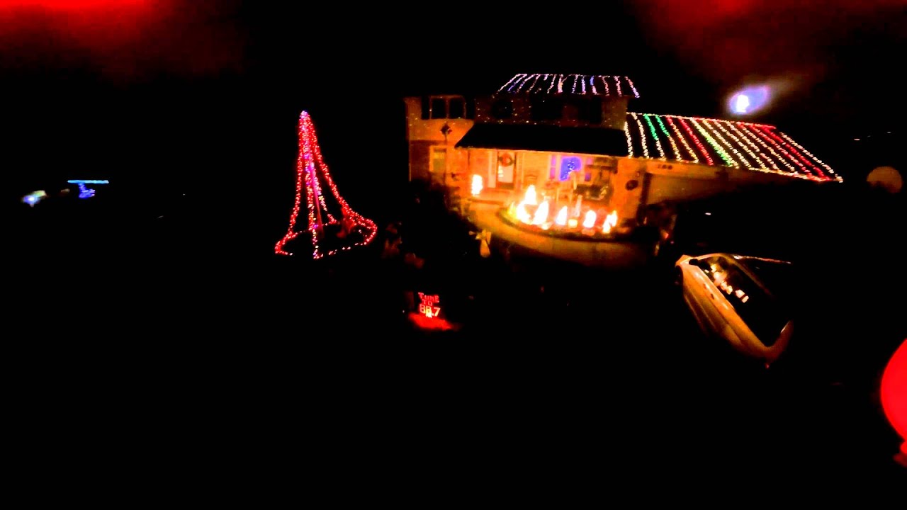 Christmas lights IN THE HALL OF THE MOUNTAIN KING (DUBSTEP REMIX