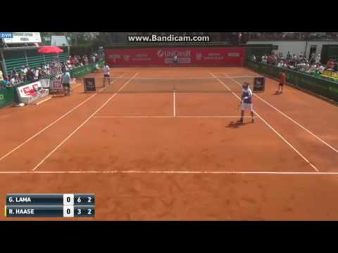 Robin Haase loses point for hindrance in hilarious fashion during the Prostejov Challenger