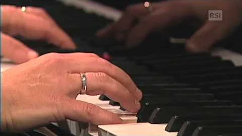 Shostakovich 2 Cristina Ortiz