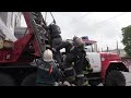 На здании Главпочтамта в Архангельске огнеборцы отработали навыки тушения пожара и спасения людей
