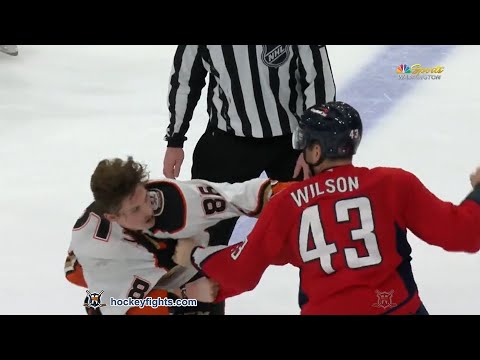 Simon Benoit vs Tom Wilson Dec 6, 2021