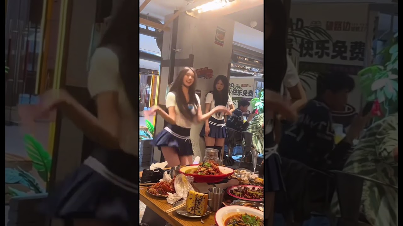 Waitress dance 