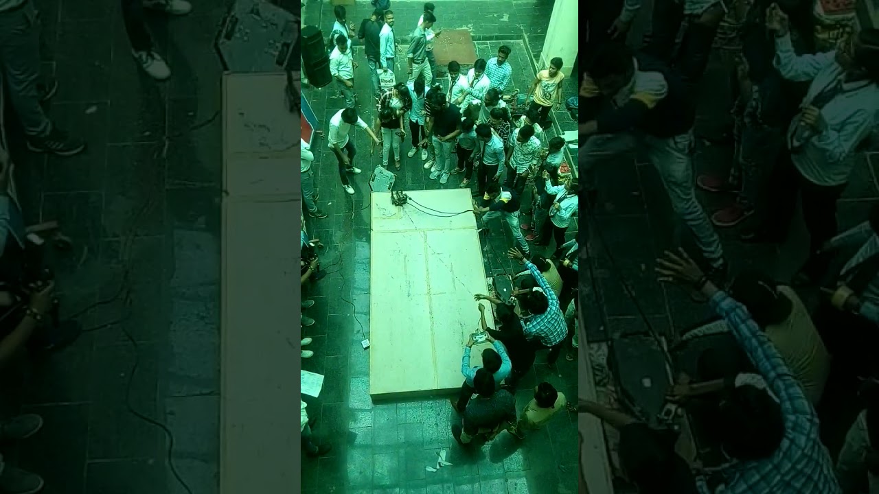 RoboWar: College Robots Competition in Action!