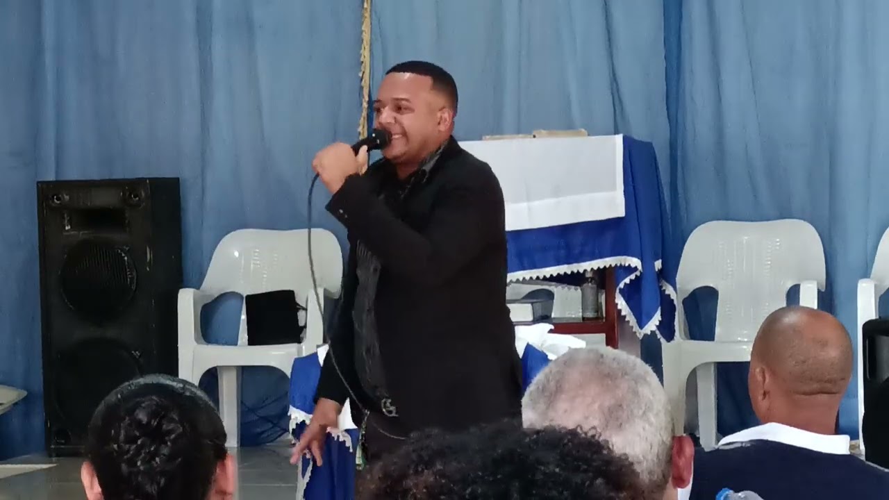 Evangelista Samuel bastista predicando bajo el TEMA advenimiento 